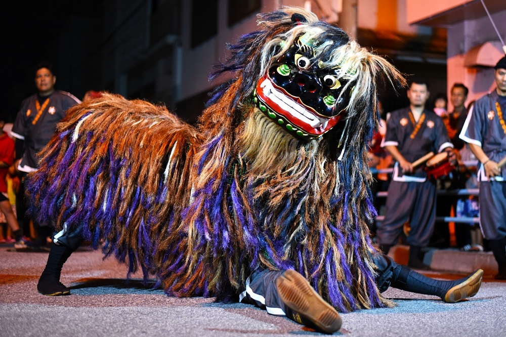 写真：十五夜の獅子舞
