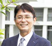 写真：知念市長　近影