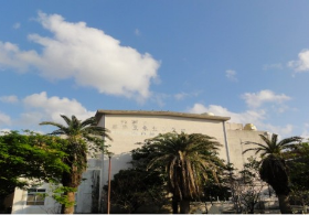 写真:中央図書館