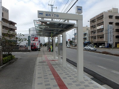 写真：バス停上屋　銘苅1丁目 1