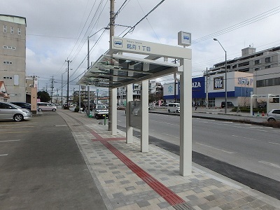 写真：バス停上屋　銘苅1丁目 2