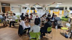 写真：『協働の手引き』を語る会の様子2