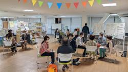 写真：『協働の手引き』を語る会の様子3