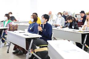 写真：成果発表＆交流会の様子2