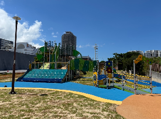 写真：遊具広場