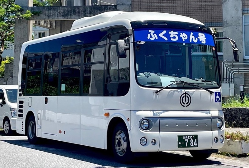 写真：本庁・小禄コース車両