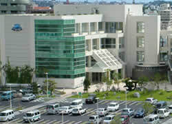 写真：那覇市上下水道局外観