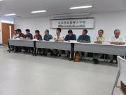 写真:団体インタビューの様子1