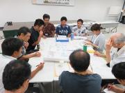 写真:団体インタビューの様子2