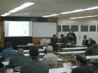 写真：住民説明会の様子