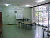 写真：中研修室