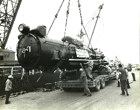 写真：積み下ろし作業時