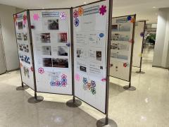 写真：パネル展の様子1