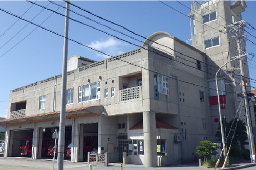 写真：小禄出張所　外観