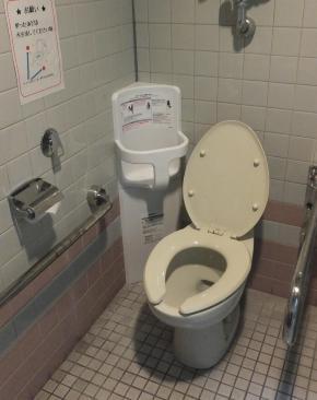 写真：若狭図書館の設備2