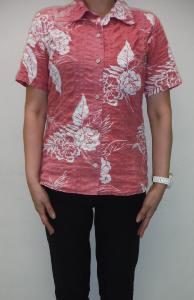 写真：内勤職員の制服