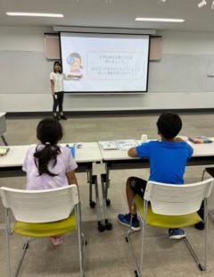 写真:株式会社FROGSのようす