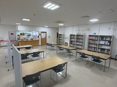 写真:2人掛け机4