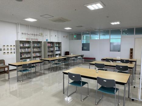 写真：2人掛け机1