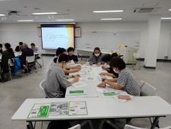 写真：活動の様子2