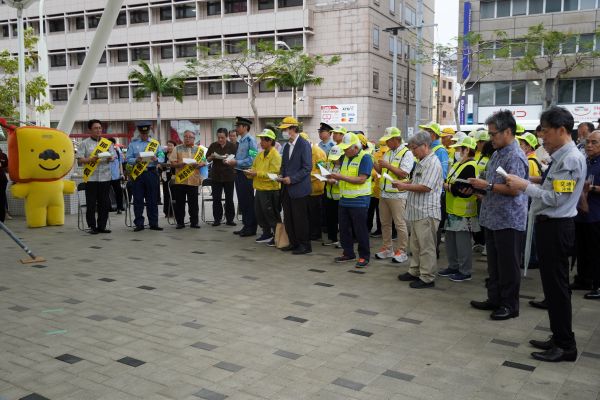 春の全国交通安全運動開始式の様子1