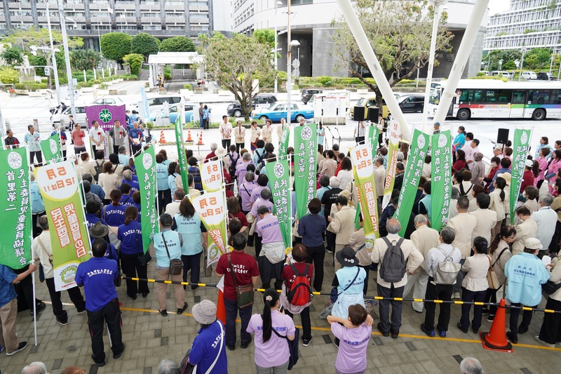 「1日民生委員・児童委員」委嘱状交付式および広報セレモニーの様子