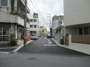 狭い道路の写真7